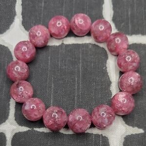 +14mm Pink Mica Beaded Bracelet Size 7